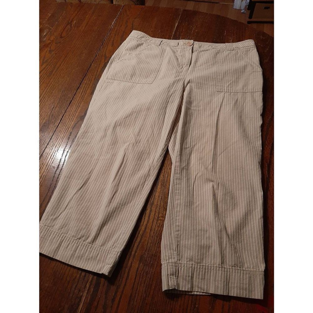Size 12 Jones Sport New York Khaki Tan White Capri Casual Pants Pedal Pushers